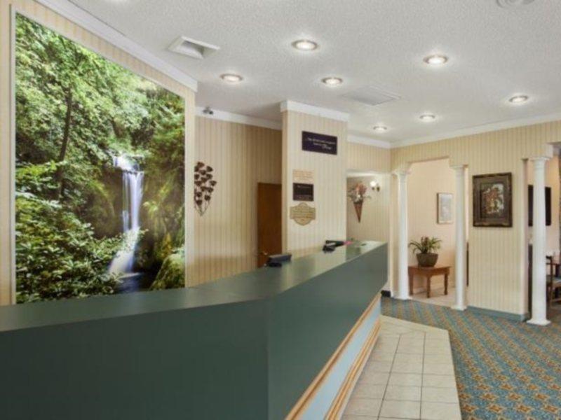 Comfort Inn River Ridge Asheville Eksteriør billede